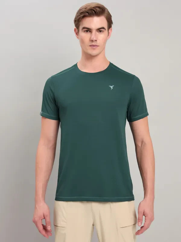 Men Solid Slim Fit Crew Neck T-shirt