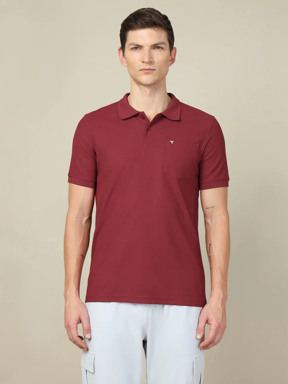 Men Solid Slim Fit Polo T-shirt