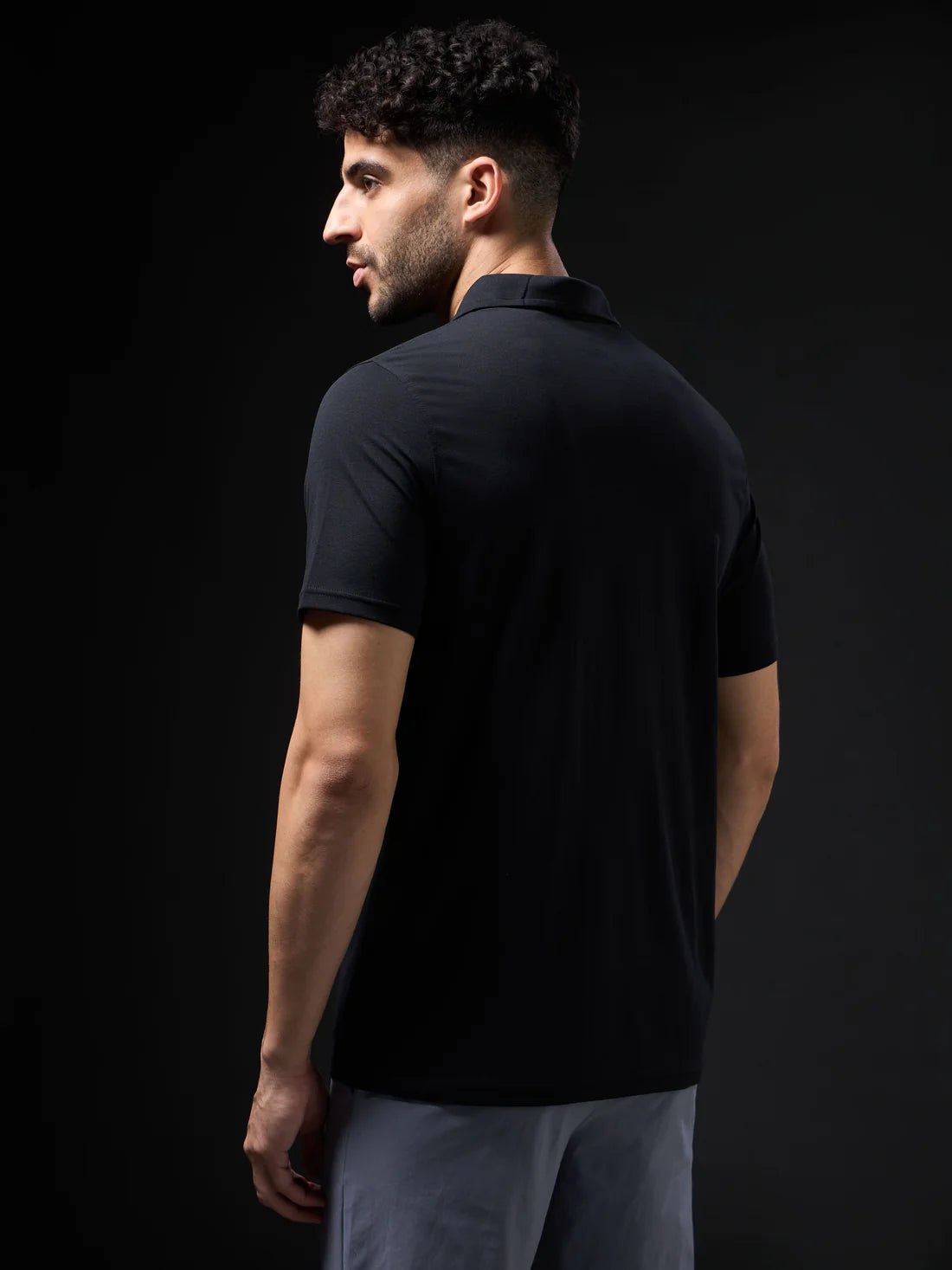 Men Solid Slim Fit Polo T-shirt