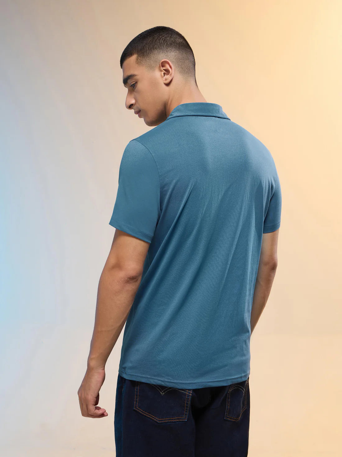 Men Solid Slim Fit Polo T-shirt